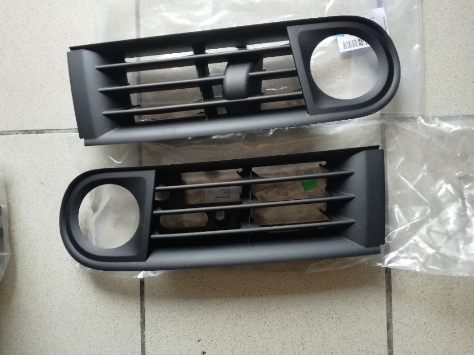 Grelhas de Para Choques Audi A3 8L Novas e Originais